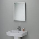 Bevelled mirror